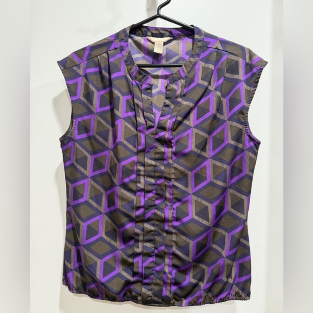 Banana Republic Purple and Brown Geometric Sleeveless Blouse. Used.